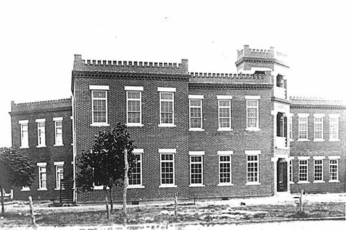 Bartlett Grammar School side view, Bartlett, Texas