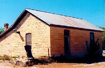 Brackettville TX - limestone house