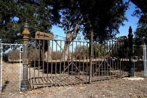 Comal TX - Cemetery