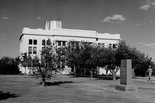 Schleicher County Courthouse, Eldorado, TExas 1939