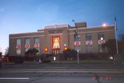 Fredericksburg, Texas, 1939GillespieCounty Courthouse Christmas