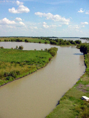 Texas Granger Lake, view from FM971 bridge