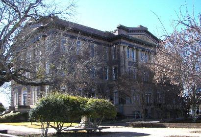Goldthwaite Texas - Present Mills County Courthouse