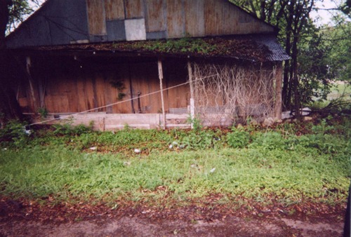 Livery stable in Hunter, Texas