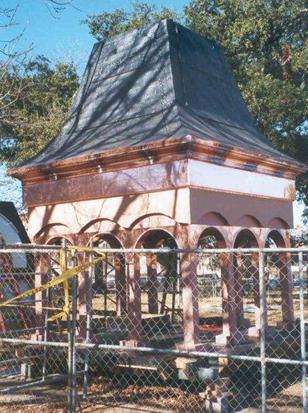 Llano TX, Llano County courthouse clock tower restoration