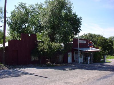 Telegraph TX - Telegraph Store and Post Office