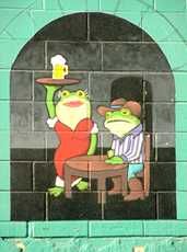 bar mural with frogs