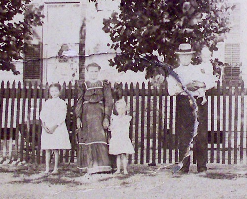 Fritz and Emma Lueke & family