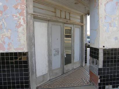 Anson Tx - Corner Building with tile works