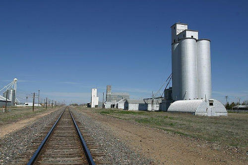 Anton TX - Boothe Grain Elevators and Rail