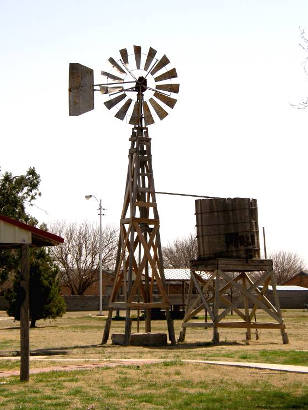 Anton Tx - Windmill