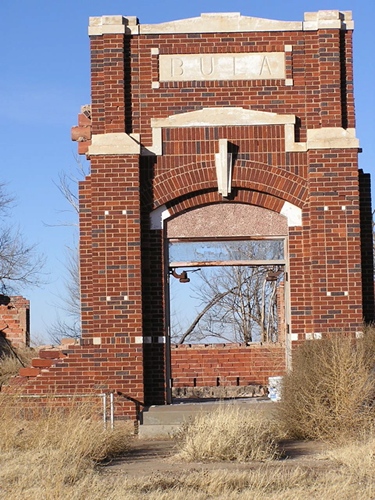 Bula, Texas school entrance