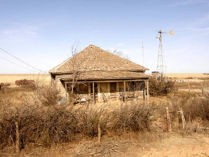 Cedar Hill TX  - farm house with windmill