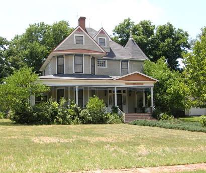 Clarendon Tx - S.W. Lowe House