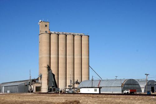 Claude  Texas grain elevators