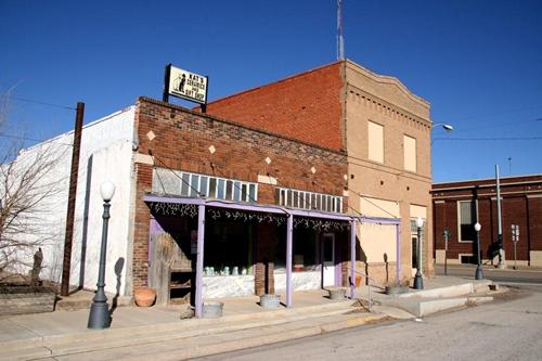 Claude Texas stores with sidewalk