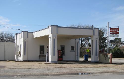 Clyde TX highway 180 old gas station