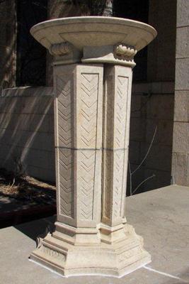 Moore County Courthouse pedestal,  Dumas Texas