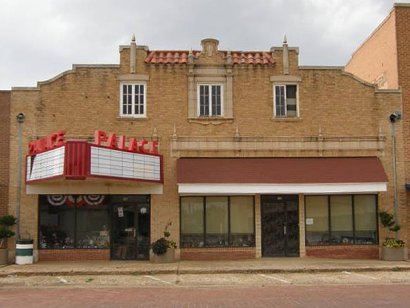 Floydada Tx - Palace Theater