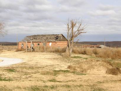 Building near Gem, Texas