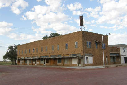 Happy Tx -  Downtown ClosedBuilding