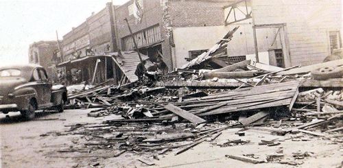 Higgins main street after 1947 tornado, Higgins Texas