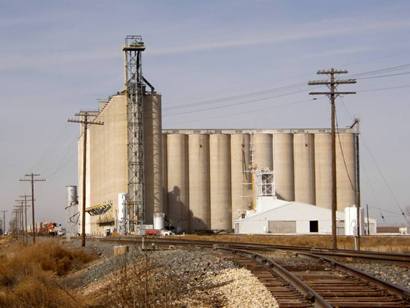 Grain Elevators in Lariat, Texas