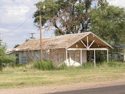 Lazbuddie Tx Old  Gas Station