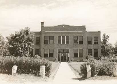 Former Lamb County Courthouse, Olton, Texas