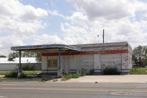 Littlefield Texas - Closed Gas Station