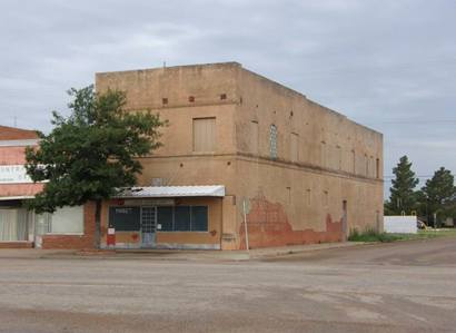 Lorenzo Tx Closed Business Building