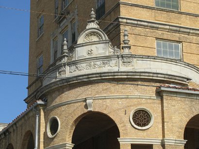 Mineral Wells TX Baker Hotel Details