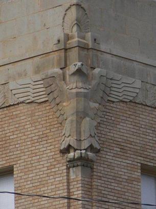 TX - Cottle County courthouse eagle