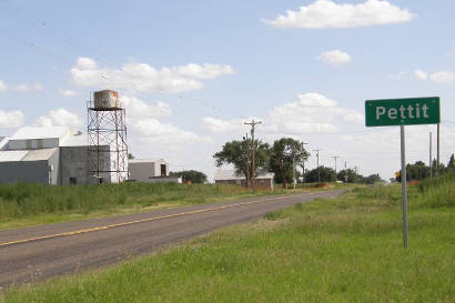 Pettit Tx - Road Sign