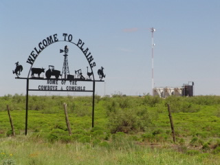 Plains Texas welcome sign