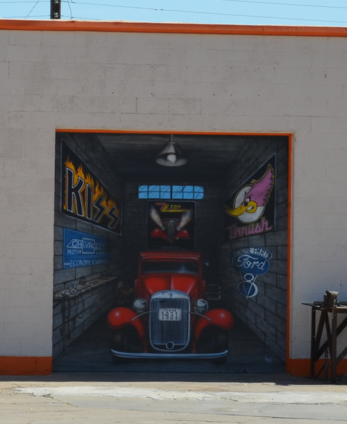 Ralls Tx - Mural in Restored Phillips 66 Gas Station