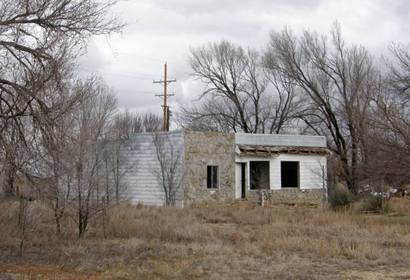 Roundup TX  Closed store