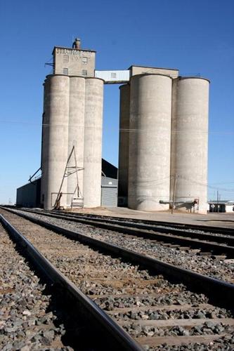 Stratford Texas Grain elevators 