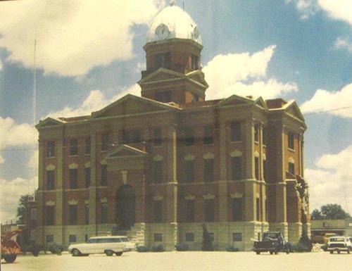 1909 Swisher County courthouse in 1962 at the beginning of remodelling 