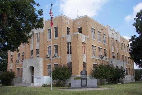 Wellington Texas - Collingsworth County Courthouse 
