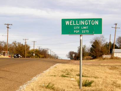 Wellington Tx Population Sign
