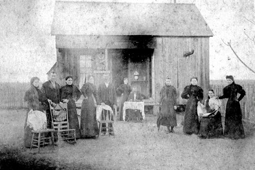 Raisin Coletoville TX Beck Family , 1900s