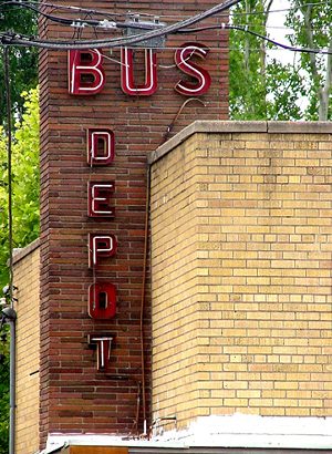 Conroe TX - Trailways Bus Depot Old Neon  