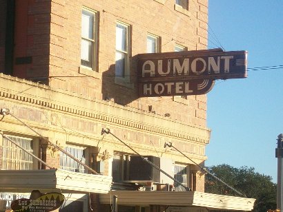 Seguin TX - Aumont Hotel neon sign