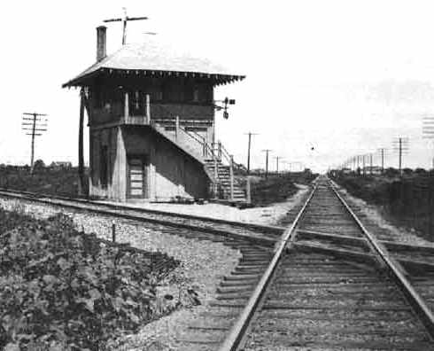 RailroadInterlockingTower64GreenvilleTexasKatyRRHistSoc.jpg