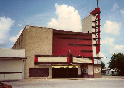 Crest Theater, Dallas, Texas