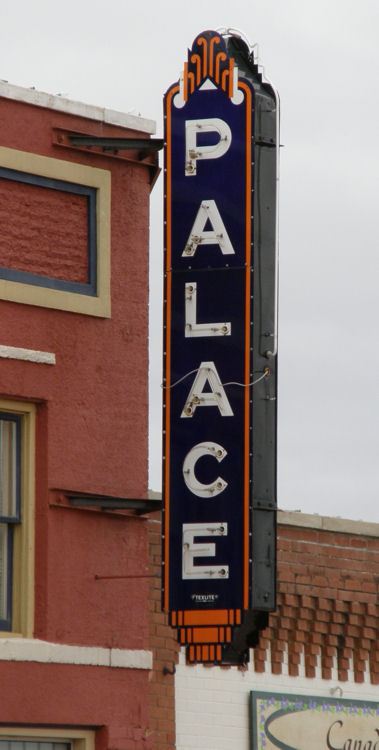 Canadian TX - Palace Theatre old neon sign