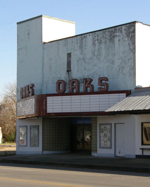 Columbus Tx - Oaks Theatre with neon sign
