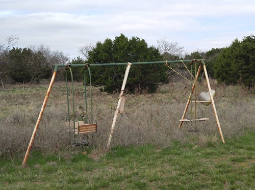 Caddo TX - Swing Set 