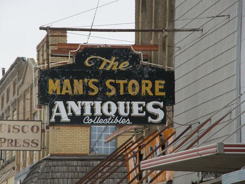 Cisco TX - Men's Store Antiques neon sign 